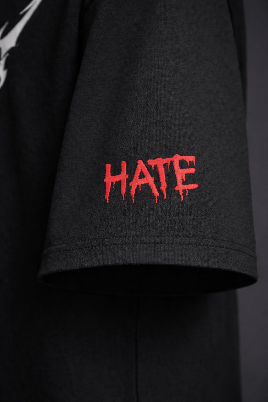 INTROVERT – Love & Hate Oversized